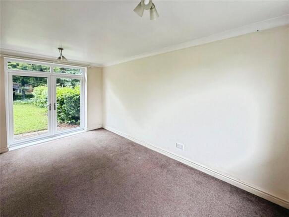 3 bed Terraced for sale Image 9