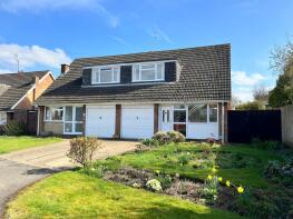 2, Kenilworth Close, Daventry NN11 4AH