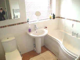 BATHROOM / WC