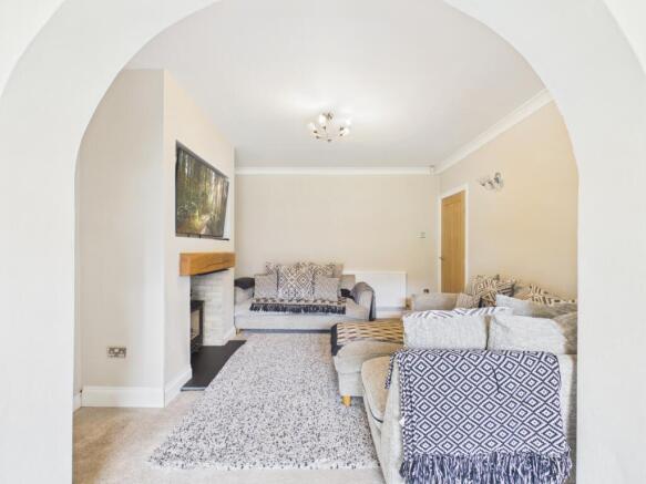 3 bed Semi-Detached for sale Image 10