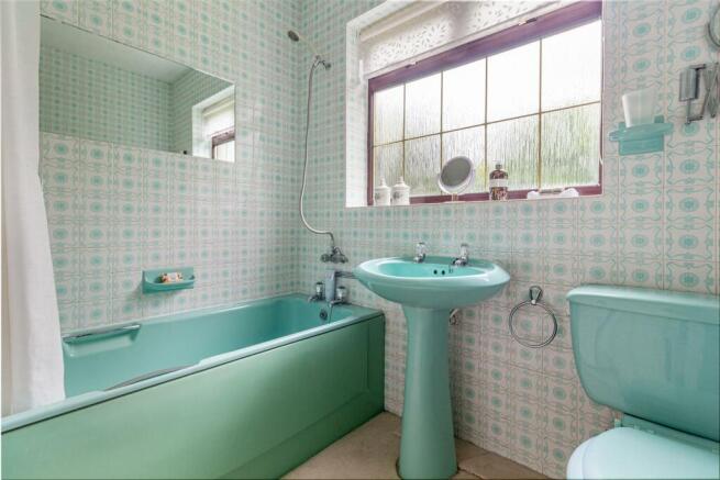 Bathroom-1.jpg