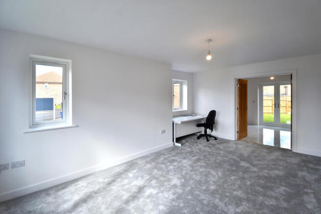 1 Blackberry Way, Louth LN11 8FY photo 4