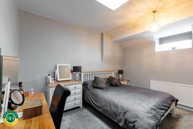 bed 4.jpg