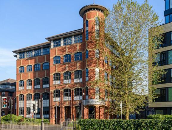 Cavell House 013.jpg