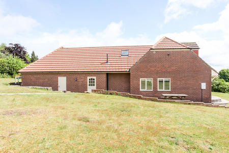 Exterior_5.jpg