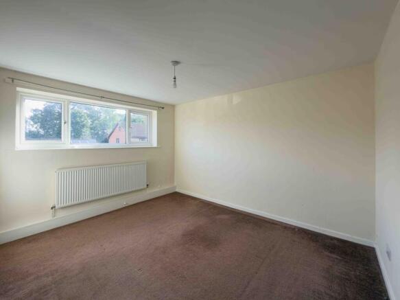 2 bed Flat for sale Image 4