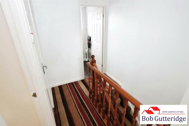 FIRST FLOOR LANDING