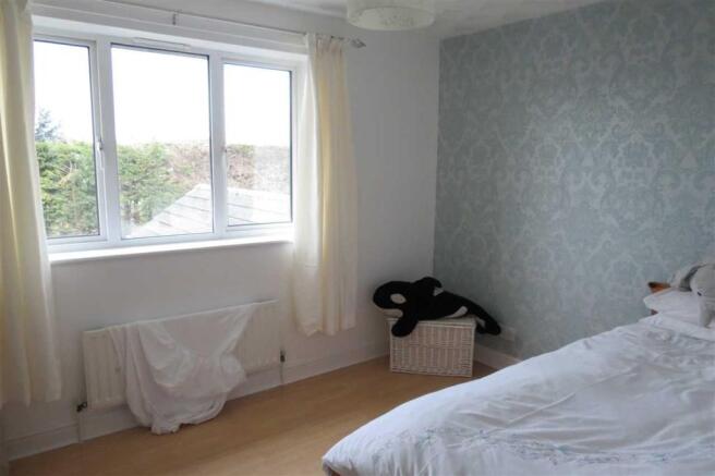 Bedroom 3: