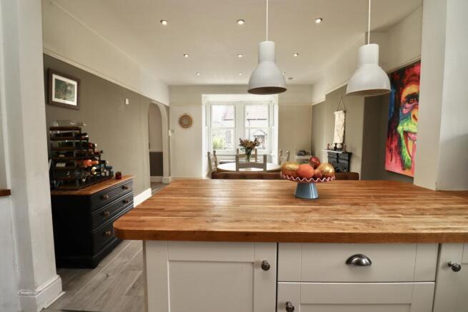 Kitchen/Dining Area