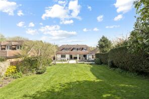 Whitewater, Pankridge Street, Crondall, Farnham GU10 5RG