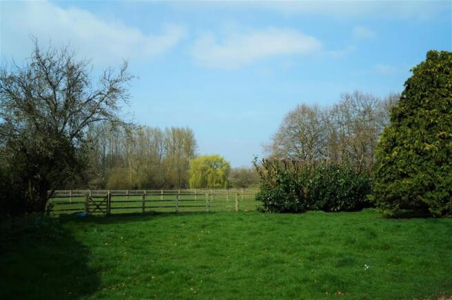 Orchard Cottage - Garden 2.jpg