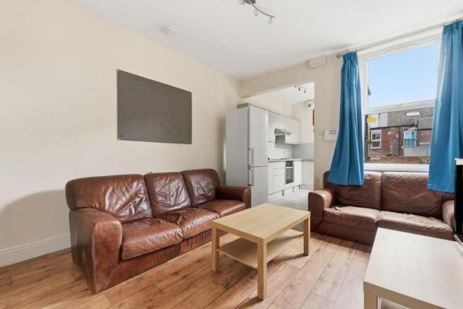 3 bed Terraced for sale Image 5