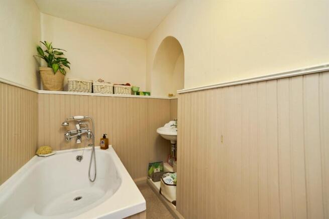 2 bed Maisonette for sale Image 12