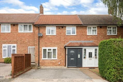Merton Gardens, Tadworth