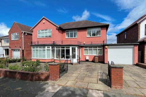 The Broadway,
Tynemouth, North Shields,
NE30 2LL