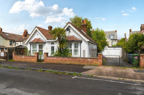 Beach Road West, Felixstowe, Suffolk