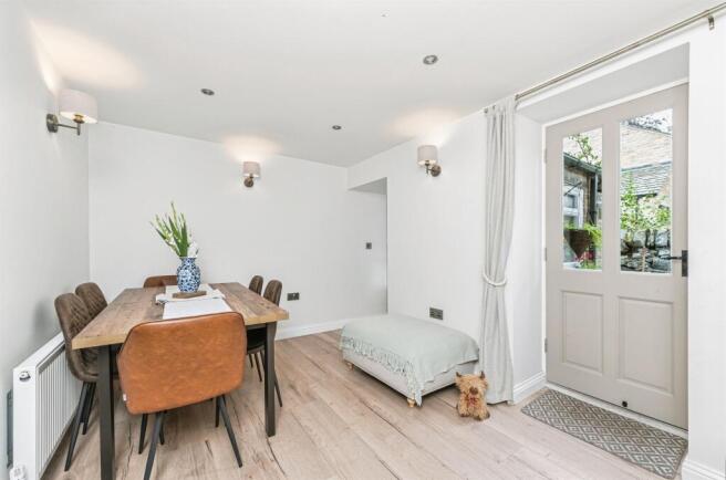 3 bed Cottage for sale Image 8