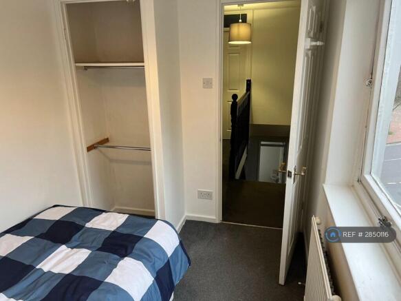 Single Room Upstairs 