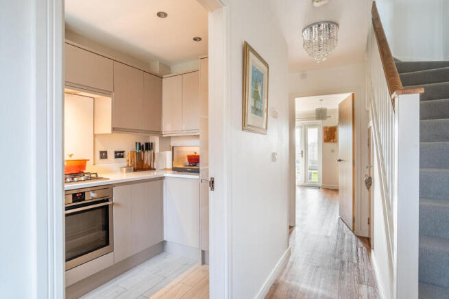 2 bed Semi-Detached for sale Image 5