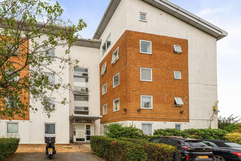 Felixstowe Court, London