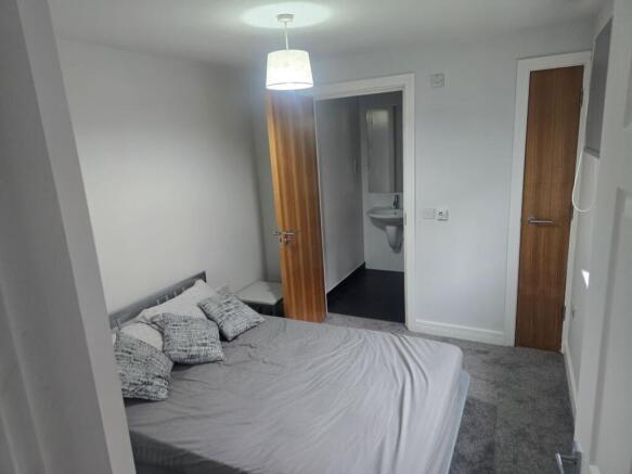Apartment 607 Islington Gates, 12 Fleet Street, Birmingham, West Midlands, B3 1JL photo 5