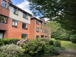 Flat 2, Wildbank Court, White Rose Lane, Woking GU22 7JH