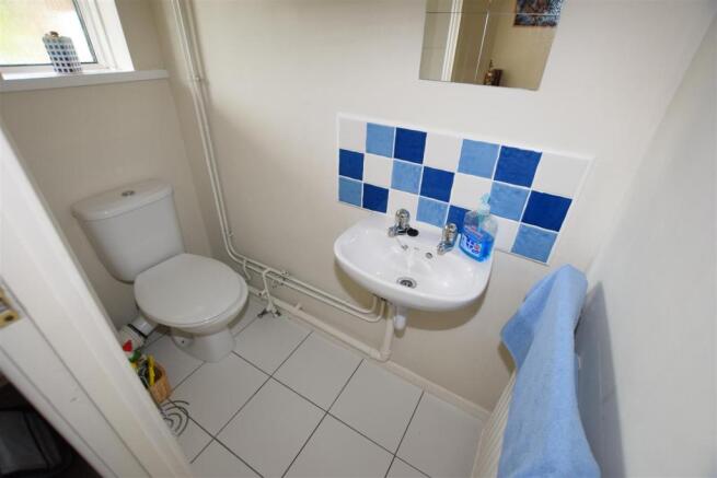 Cloakroom/WC