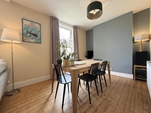 Dining Area.JPG