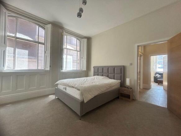 1 bed Flat to rent Image 6