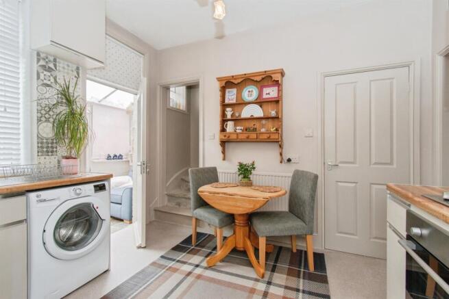 2 bed End of Terrace for sale Image 7