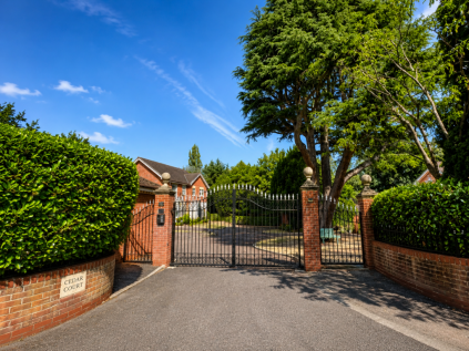 Cedar Court, Timperley, WA15