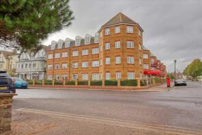 Flat 53, Westcliff Court, Edith Road, Clacton-on-sea CO15 1LA