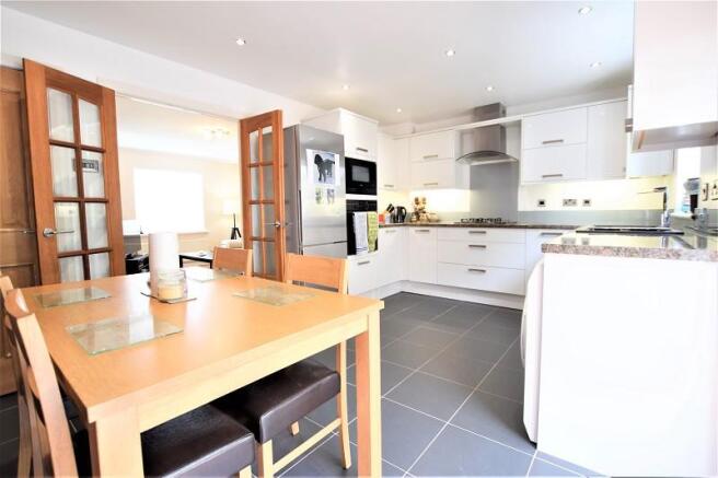 Kitchen/Dining Room