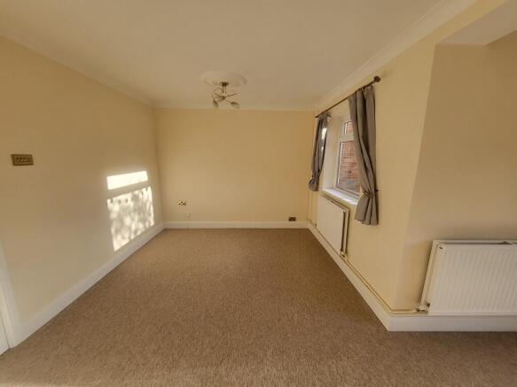 Living dining roo...