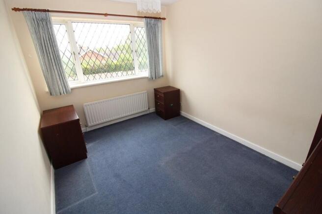 4 bed Bungalow for sale Image 9