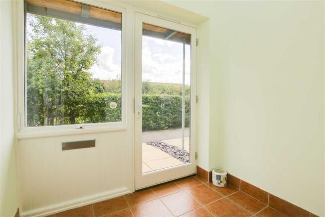 ENTRANCE PORCH
