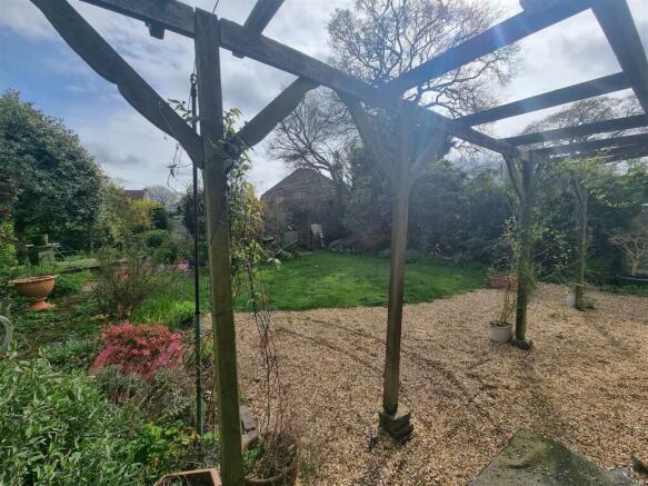 PRIVATE REAR GARDEN