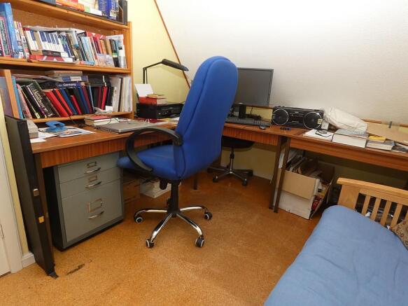 Photo 12