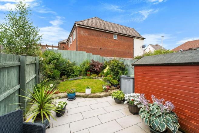 Pentrebane Drive, Cardiff, CF5 photo 3