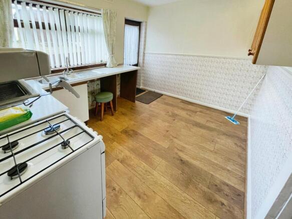 Kitchen/Breakfast Ro