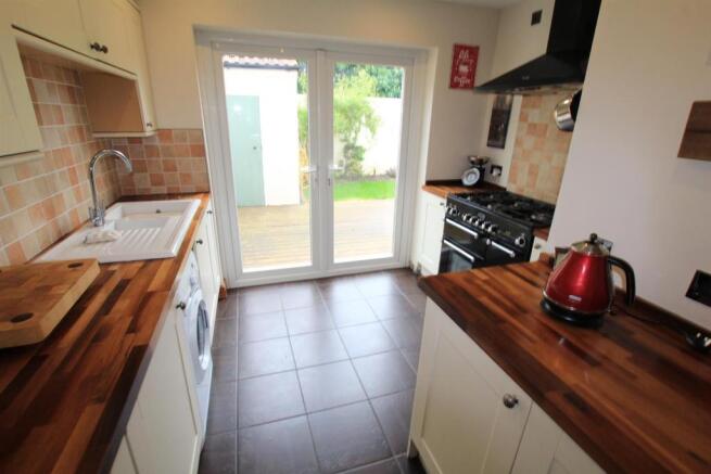 Kitchen.JPG