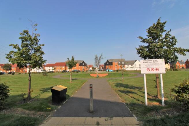 VIEW TO FRONT