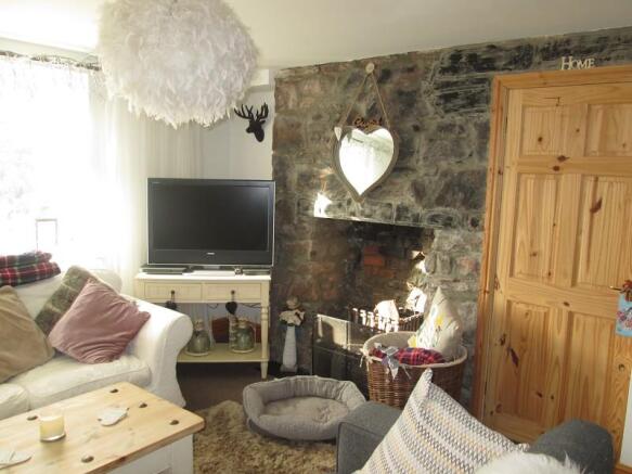 Lounge/Dining Room