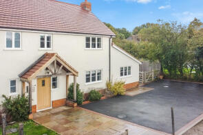 1a, Common View, Nazeing Common, Nazeing, Waltham Abbey EN9 2SQ
