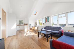 Flat 3, 60c, Upper Tulse Hill, London SW2 2RW