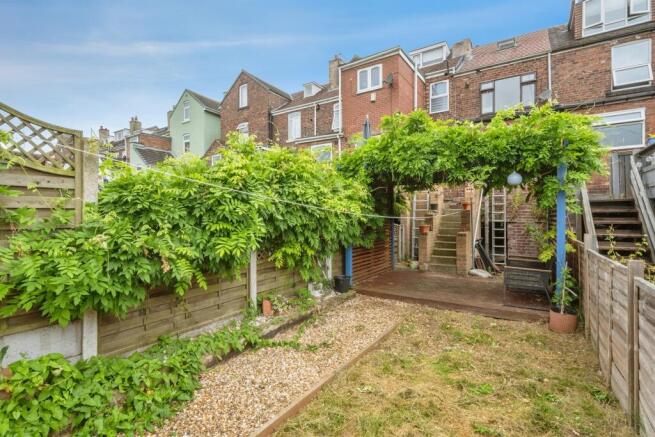 3 bed Terraced for sale Image 4