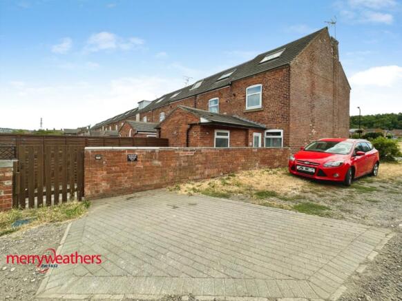 3 bed End of Terrace to rent Image 10