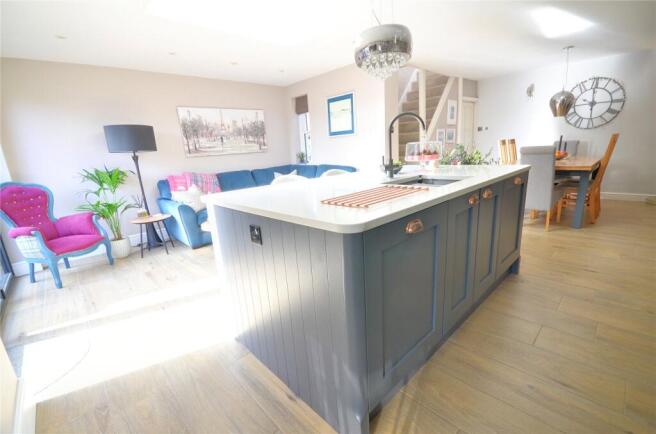 Kitchen/Diner/Family