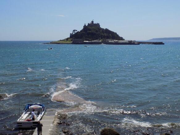 Nearby Marazion 