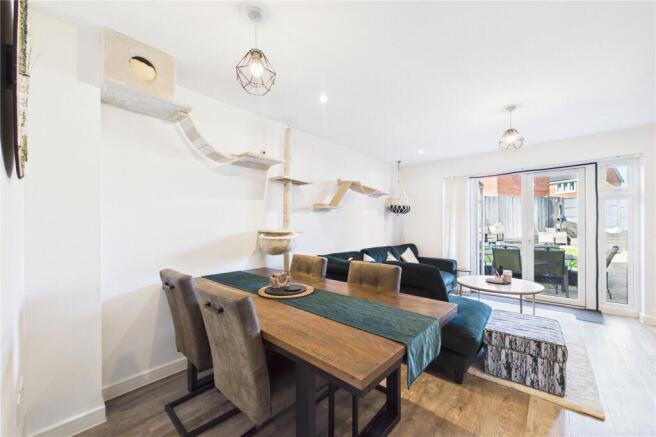 Living/Dining Room